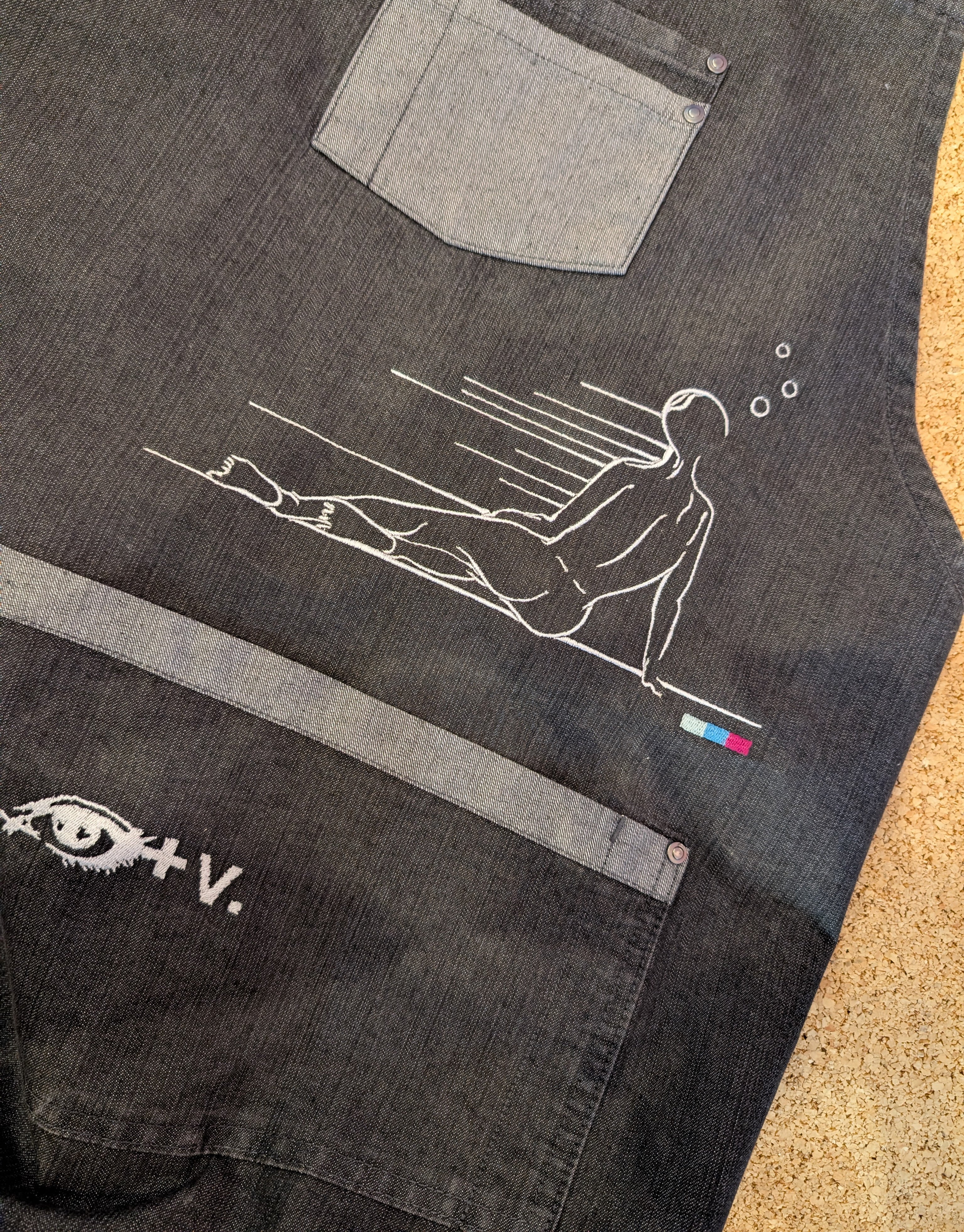 inv.sion Embroidered Aprons