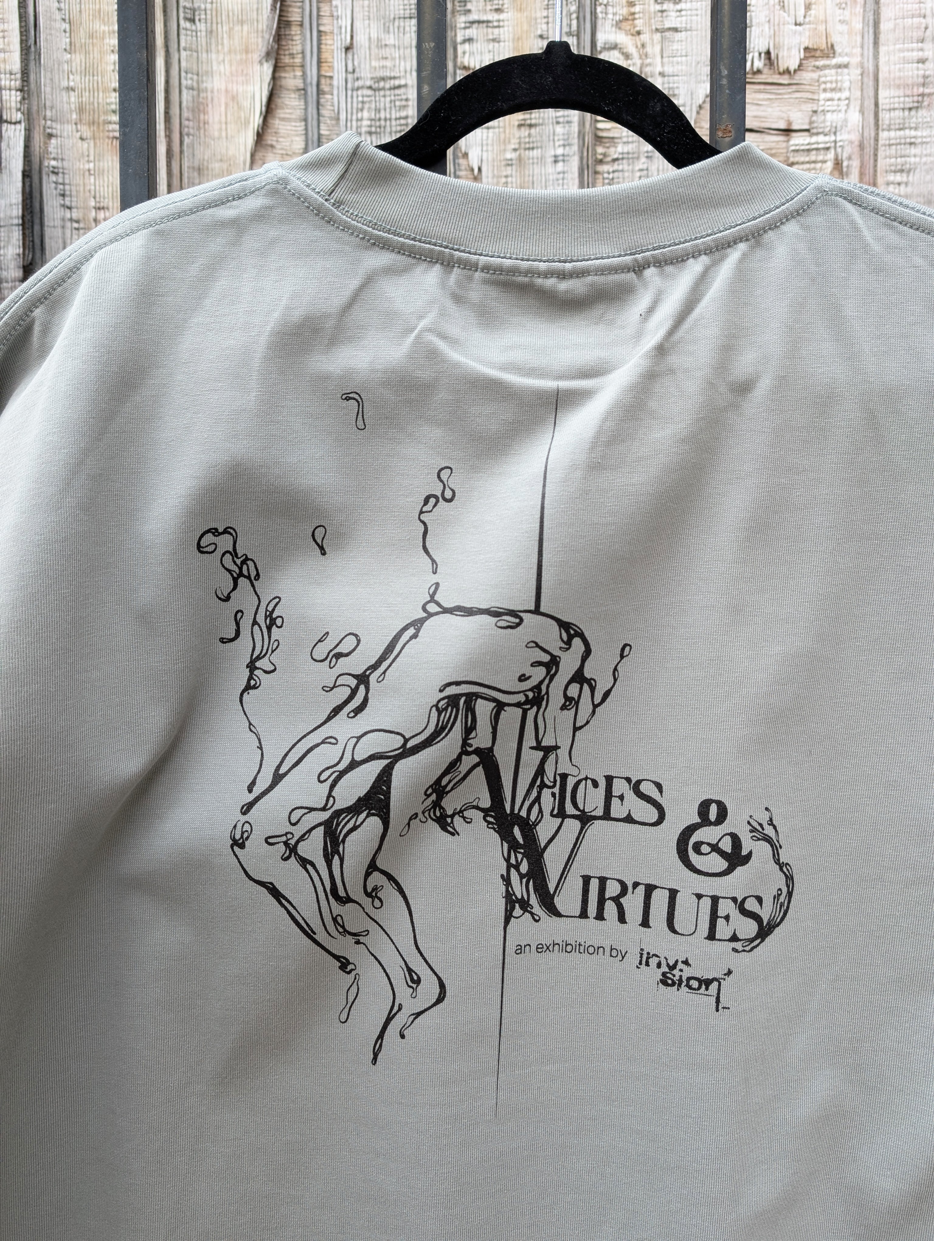 inv.sion T-Shirt / Gray