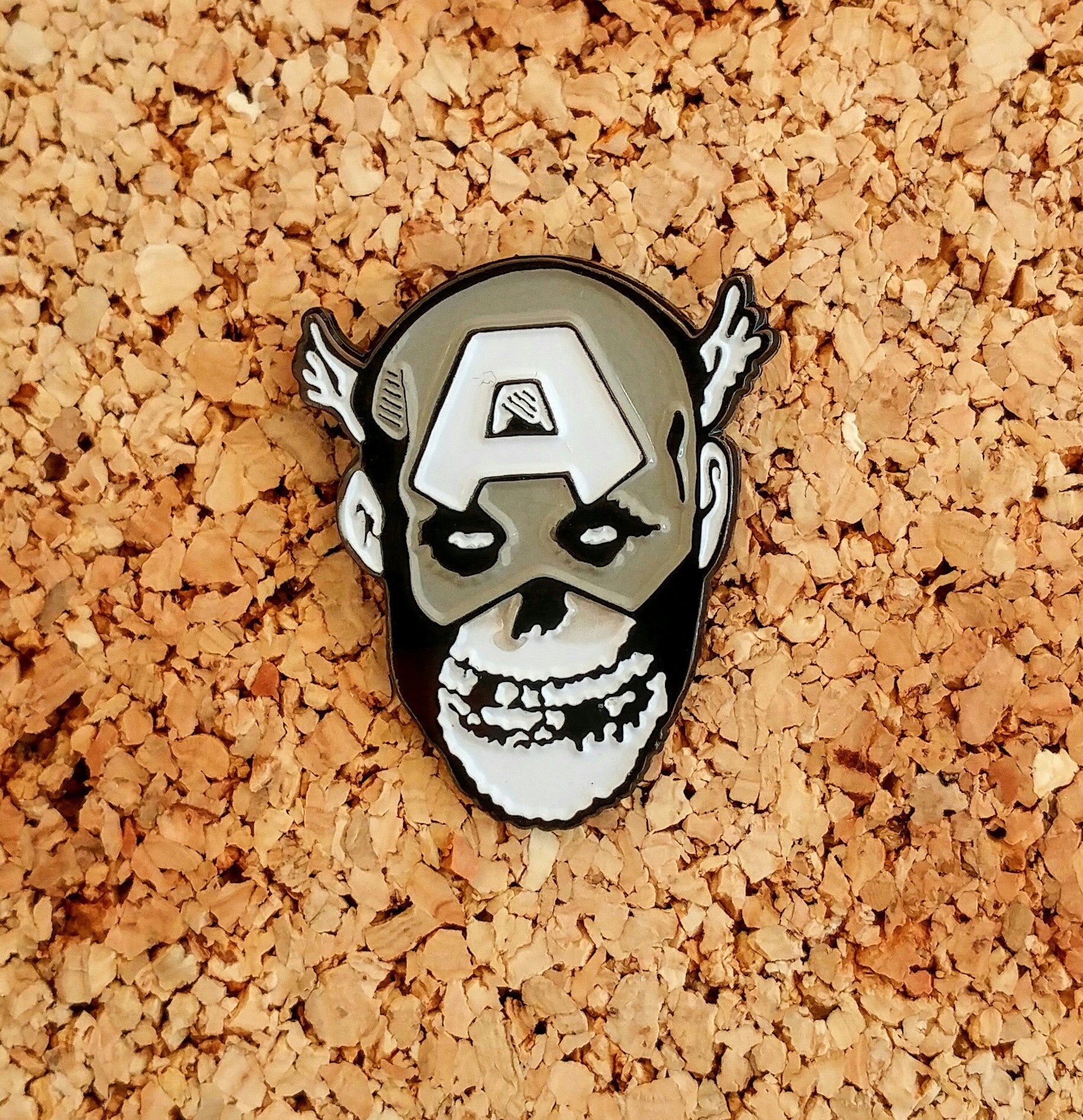 "Captain America" Pin by R6D4