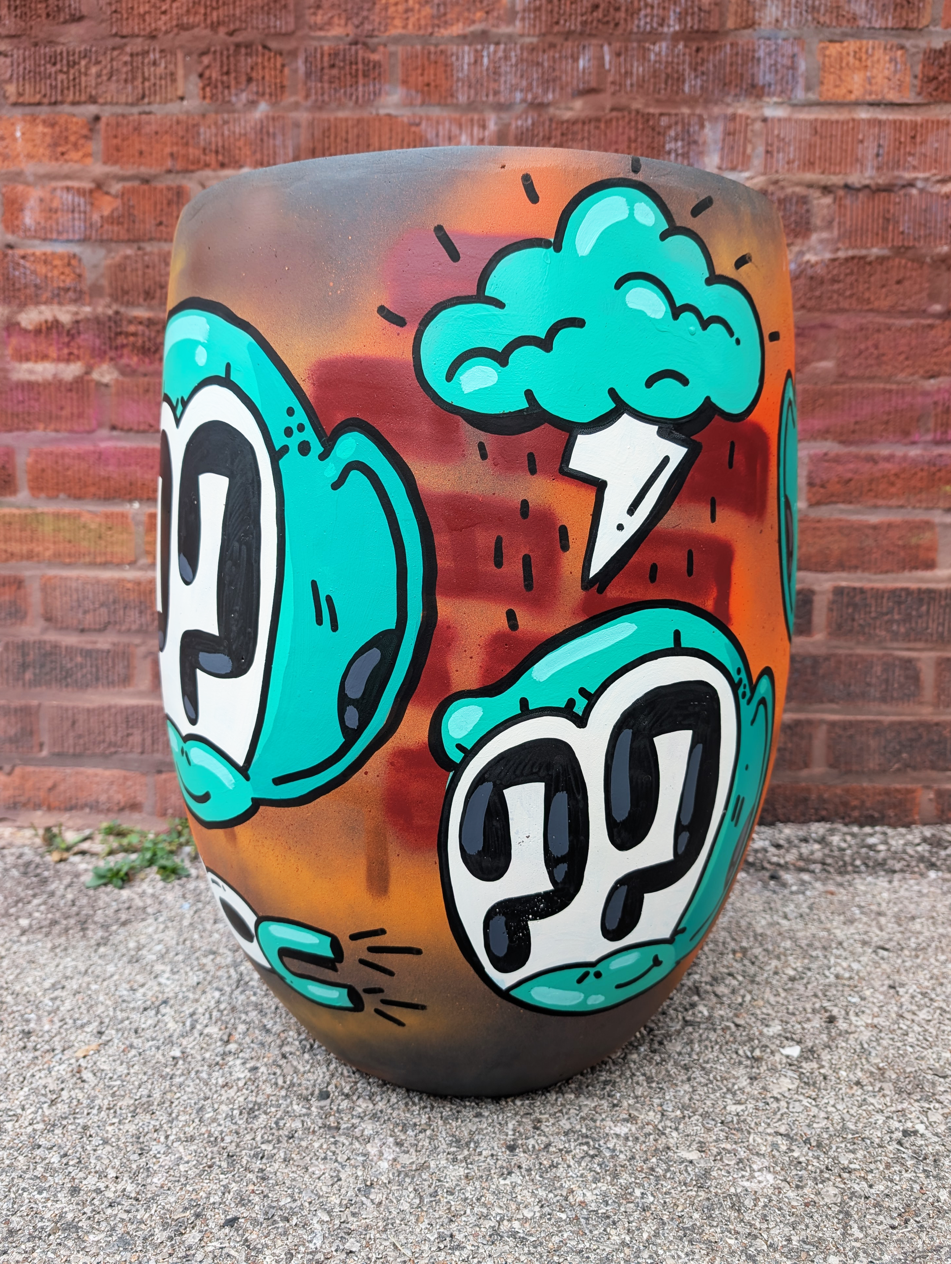 Clue Hand Embellished Planter Pot