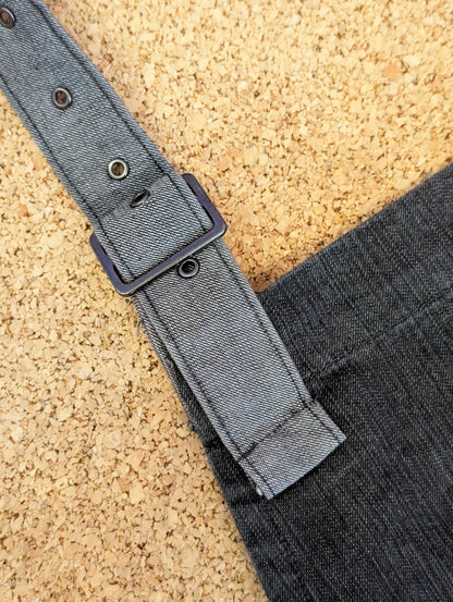 inv.sion Embroidered Aprons