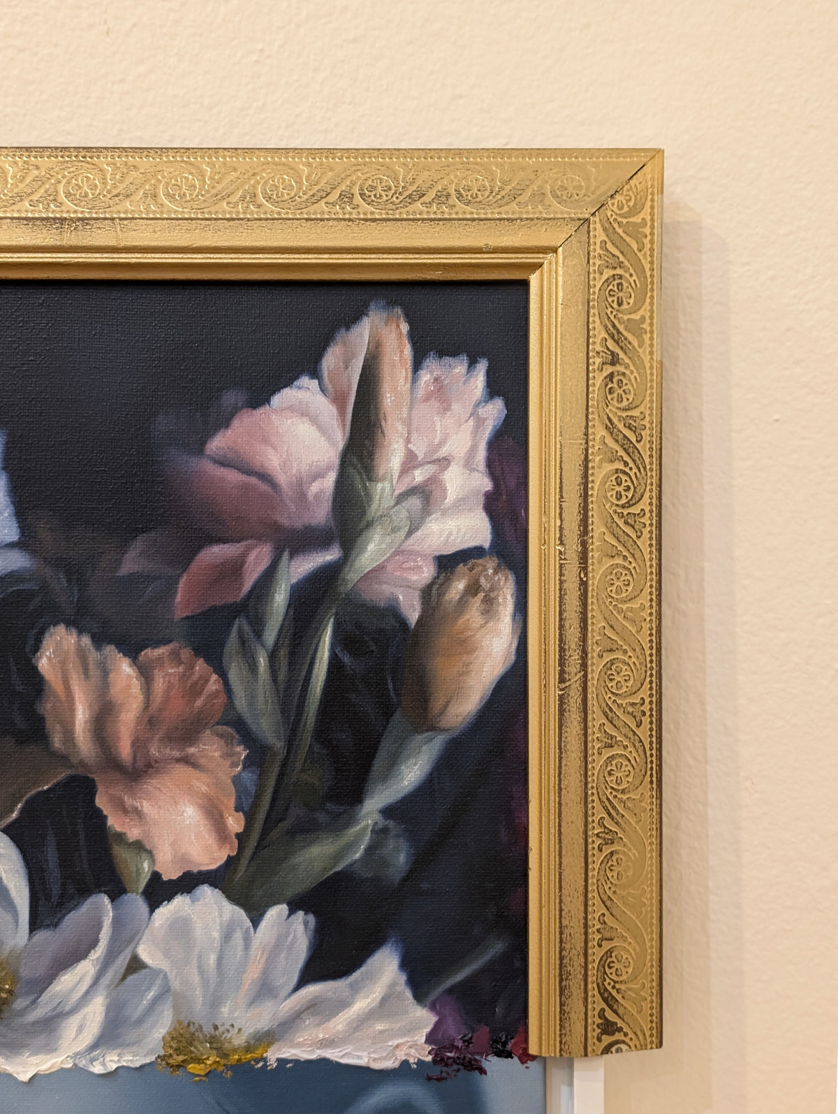 "A Familiar Vase" by Alex Achaval