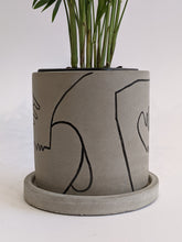 Load image into Gallery viewer, Planter 6 by Liz Flores
